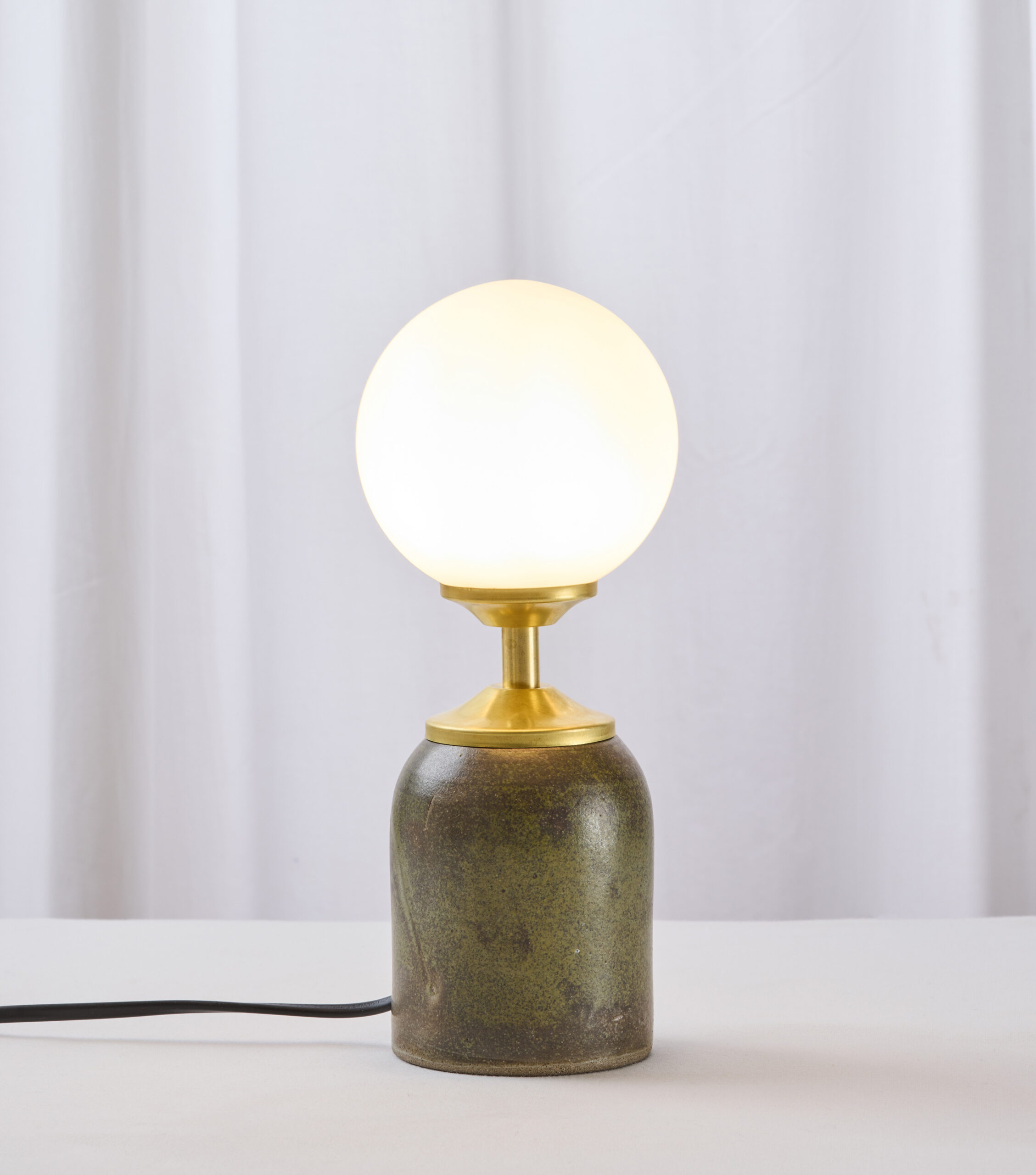 גוף-תאורה-גובה-22-ירוק