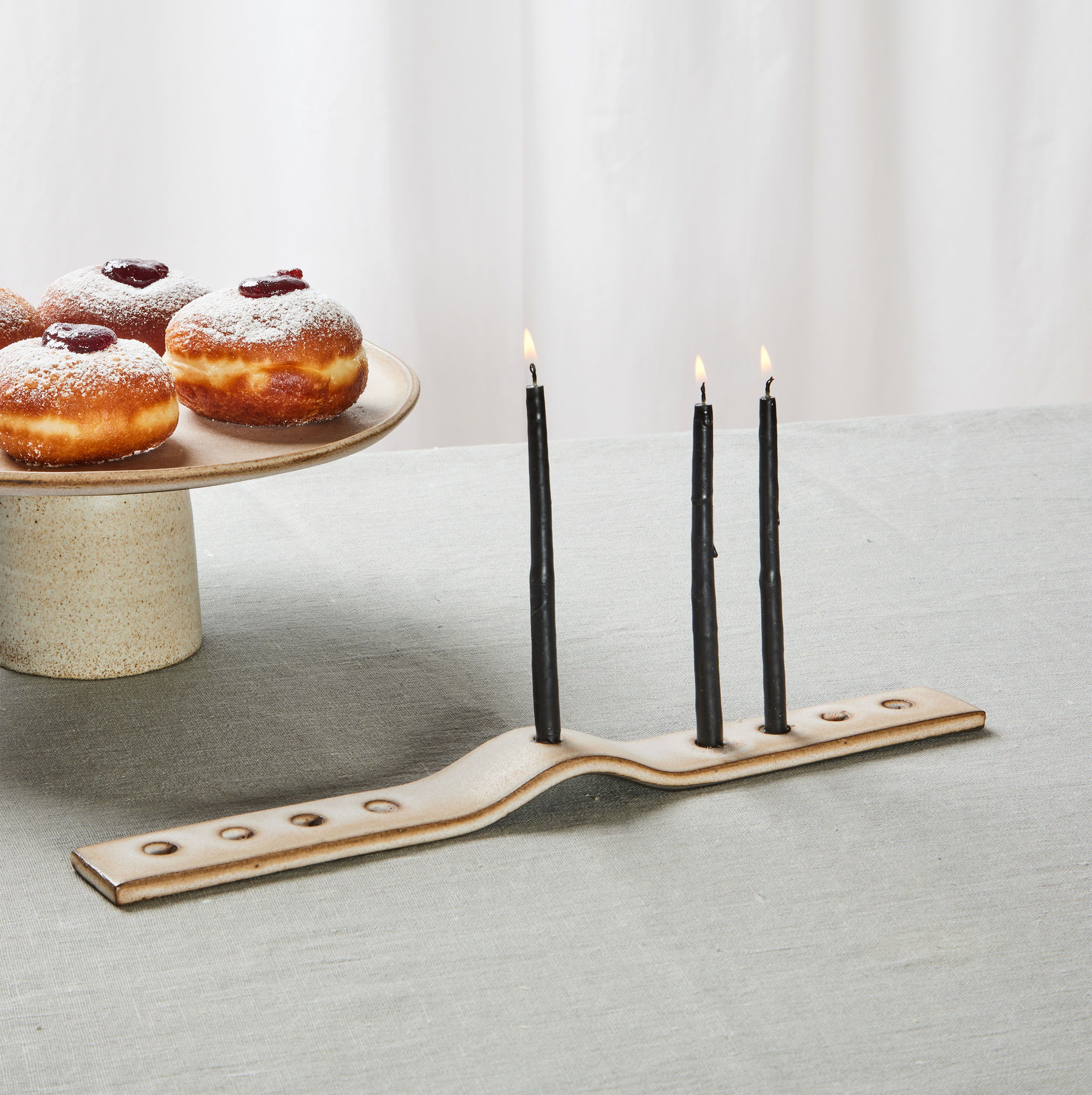 חנוכית-רומי